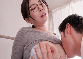 Rei Kamiki là cô giáo khiêu dâm chinh phục học trò bằng cách làm họ sướng